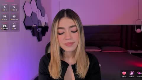 Snapshot of violetthansson chatting on 02-06-26, 06:44 Violett online show from 02-06-26, 06:44