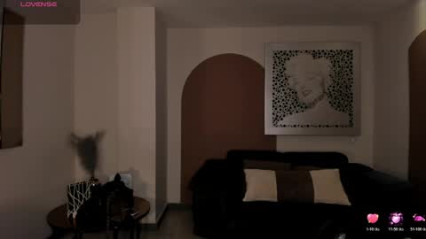 Snapshot of violetthansson chatting on 04-12-26, 09:47 Violett online show from 04-12-26, 09:47