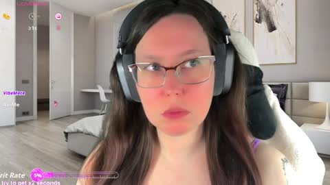 Victoria Romans online show from 05-25-26, 02:17