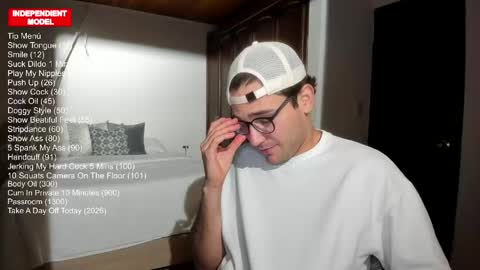 Snapshot of vito_ferrero chatting on 04-21-26, 12:12 Vito Ferrer online show from 04-21-26, 12:12