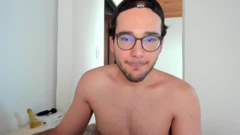Snapshot of vito_ferrero chatting on 05-06-26, 11:48 Vito Ferrer online show from 05-06-26, 11:48