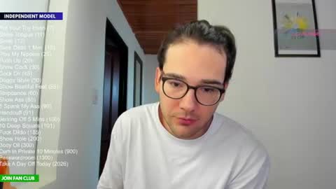 Snapshot of vito_ferrero chatting on 06-21-26, 11:13 Vito Ferrer online show from 06-21-26, 11:13