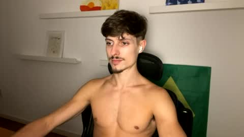 vitoraugustoxxx online show from 07-07-26, 08:57