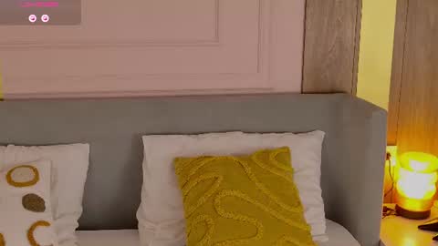 vivi_west online show from 06-15-26, 05:15