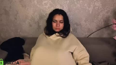 vivien_ross online show from 05-13-26, 01:08
