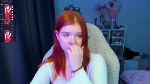 Snapshot of vivy_ chatting on 06-06-26, 10:03 chatur babes online show from 06-06-26, 10:03
