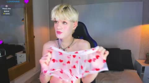 Vlad  online show from 05-30-26, 02:25