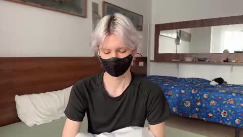 vornyx online show from 06-19-26, 05:34