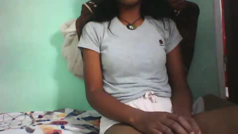 Snapshot of vounialdy chatting on 02-08-25, 03:42 vounialdy online show from 02-08-25, 03:42