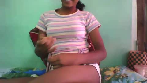 Snapshot of vounialdy chatting on 02-24-25, 07:33 vounialdy online show from 02-24-25, 07:33