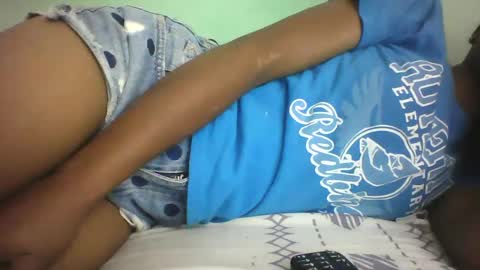 Snapshot of vounialdy chatting on 03-05-25, 02:34 vounialdy online show from 03-05-25, 02:34