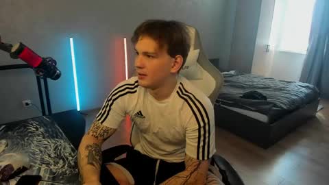 vova_belkin_2 online show from 05-05-26, 10:45
