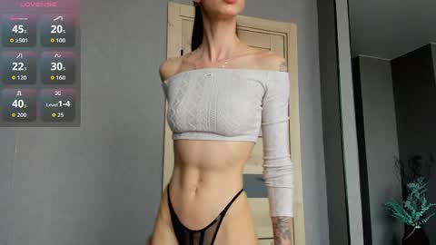 Snapshot of vvalkyriee chatting on 05-23-26, 12:42 vvalkyriee online show from 05-23-26, 12:42