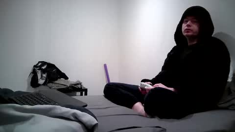 Snapshot of w919 chatting on 01-12-26, 05:51 V online show from 01-12-26, 05:51