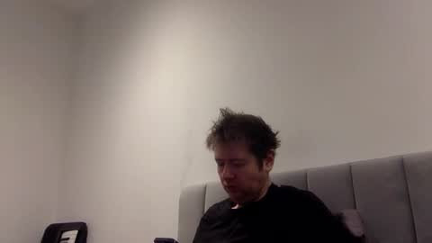 Snapshot of w919 chatting on 02-19-26, 06:53 V online show from 02-19-26, 06:53