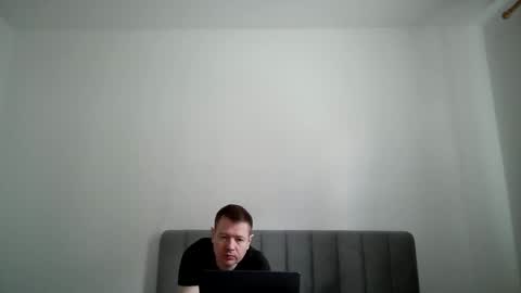 Snapshot of w919 chatting on 05-16-26, 03:11 V online show from 05-16-26, 03:11