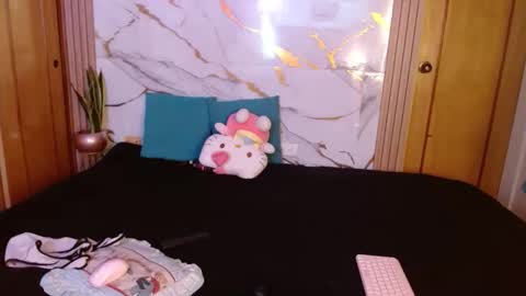 kitty SUPORT ME AND MY BABY SINGLE MOMY online show from 03-30-26, 10:33