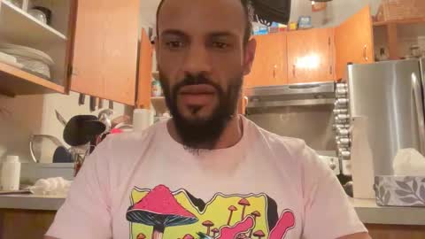 Snapshot of wahgwan chatting on 04-10-26, 02:39 wahgwan online show from 04-10-26, 02:39