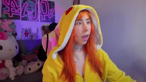 AIKA  online show from 12-23-24, 01:40