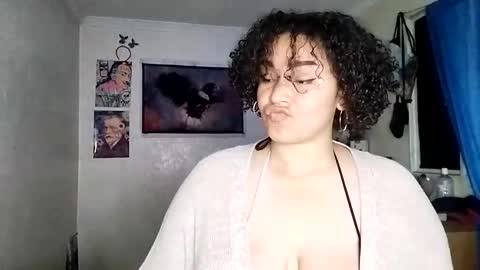 Juli online show from 10-26-25, 06:36