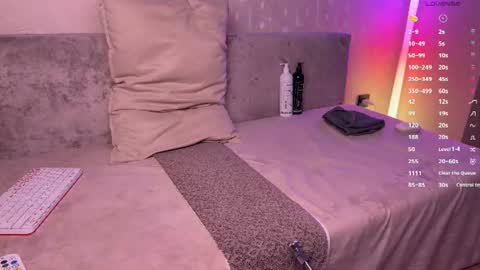 Snapshot of walt_enjoy chatting on 06-21-26, 08:11 Walt Enjoy online show from 06-21-26, 08:11