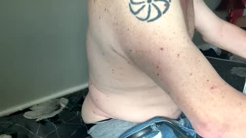 Walter online show from 10-27-25, 05:17