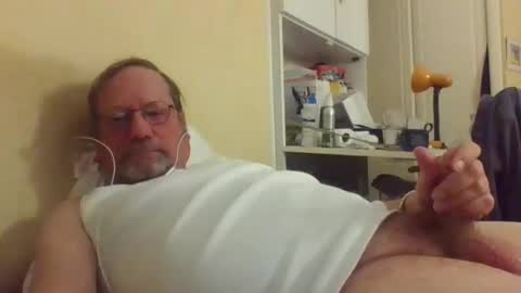 Tibo Love online show from 04-17-26, 10:57