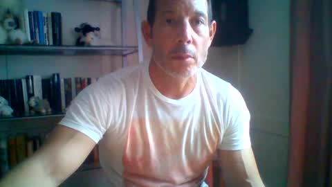 Snapshot of want_to_be_recognized chatting on 07-06-26, 01:41 want_to_be_recognized online show from 07-06-26, 01:41