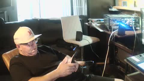 inittogetitin online show from 02-08-26, 01:09