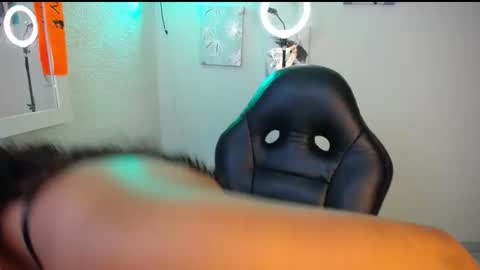 EMILY online show from 04-15-26, 12:28