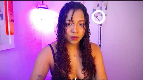 Snapshot of warisgoddes chatting on 04-26-26, 12:47 EMILY online show from 04-26-26, 12:47