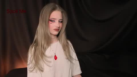 waterfallwoods online show from 03-18-26, 04:54