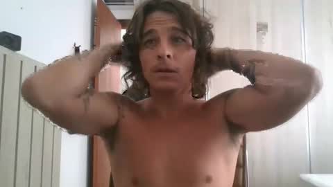 Snapshot of wave_boyy chatting on 03-16-26, 12:31 wave_boyy online show from 03-16-26, 12:31