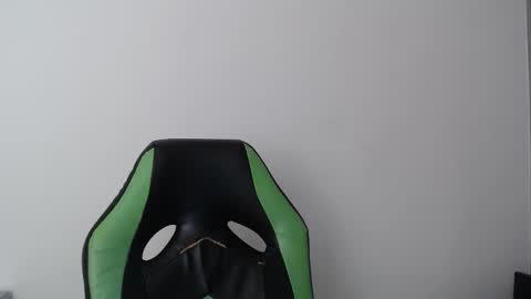 Trixie 3 online show from 02-22-26, 02:04