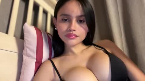 Maggie online show from 03-05-26, 03:08