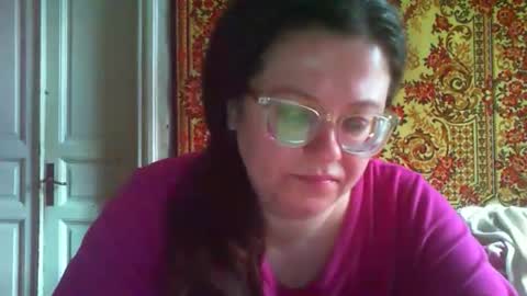 Snapshot of webgirl2 chatting on 04-17-26, 12:30 Marina online show from 04-17-26, 12:30