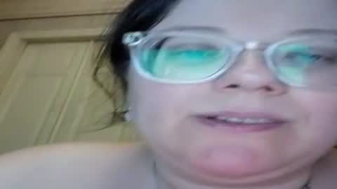 Snapshot of webgirl2 chatting on 07-04-26, 09:21 Marina online show from 07-04-26, 09:21