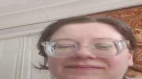 Snapshot of webgirl2 chatting on 07-07-26, 01:37 Marina online show from 07-07-26, 01:37