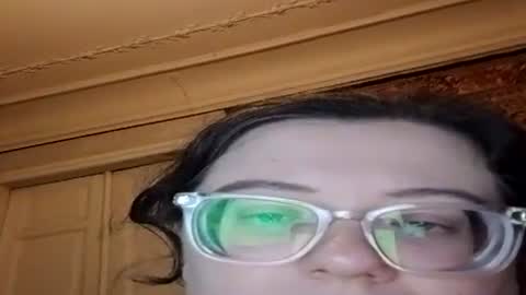Snapshot of webgirl2 chatting on 07-11-26, 08:33 Marina online show from 07-11-26, 08:33