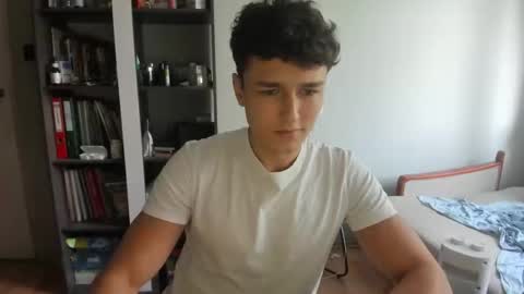 wee_willy_winky online show from 05-28-26, 02:36