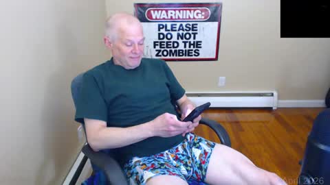 Chris online show from 04-11-26, 08:46