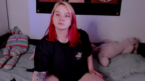 wendyycandy online show from 06-18-26, 03:27