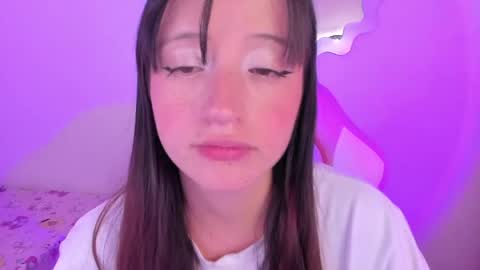 Wenstacie INDEPENDENT MODEL online show from 05-13-26, 03:04