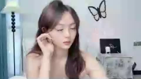 Snapshot of wenwen123123 chatting on 07-13-26, 03:31 wenwen online show from 07-13-26, 03:31