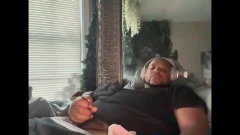 Magic johnson 313 online show from 09-13-25, 11:54