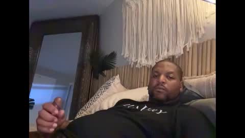 Magic johnson 313 online show from 10-13-25, 03:06