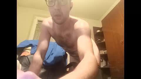 Snapshot of whatwouldyouliketosee chatting on 11-19-25, 12:21 stoffy online show from 11-19-25, 12:21