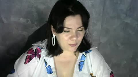 Snapshot of white__queen_ chatting on 07-13-26, 07:00 white__queen_ online show from 07-13-26, 07:00
