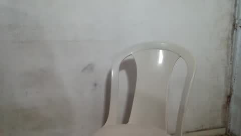 Snapshot of white_boy84723 chatting on 01-31-25, 05:19 white boy online show from 01-31-25, 05:19