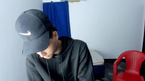 white online show from 07-12-26, 09:33